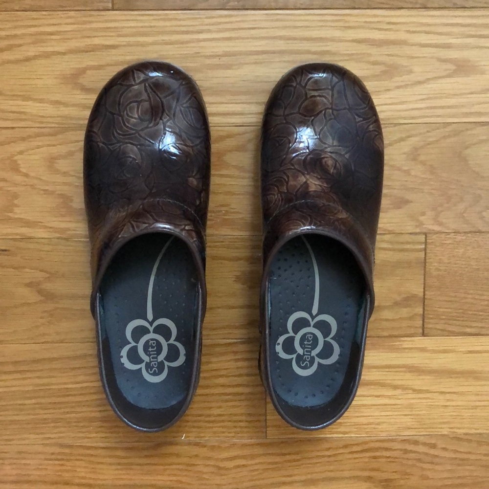 Sanita Clogs